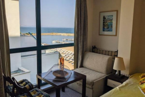Stunning Private Beachfront Studio with Pool Access